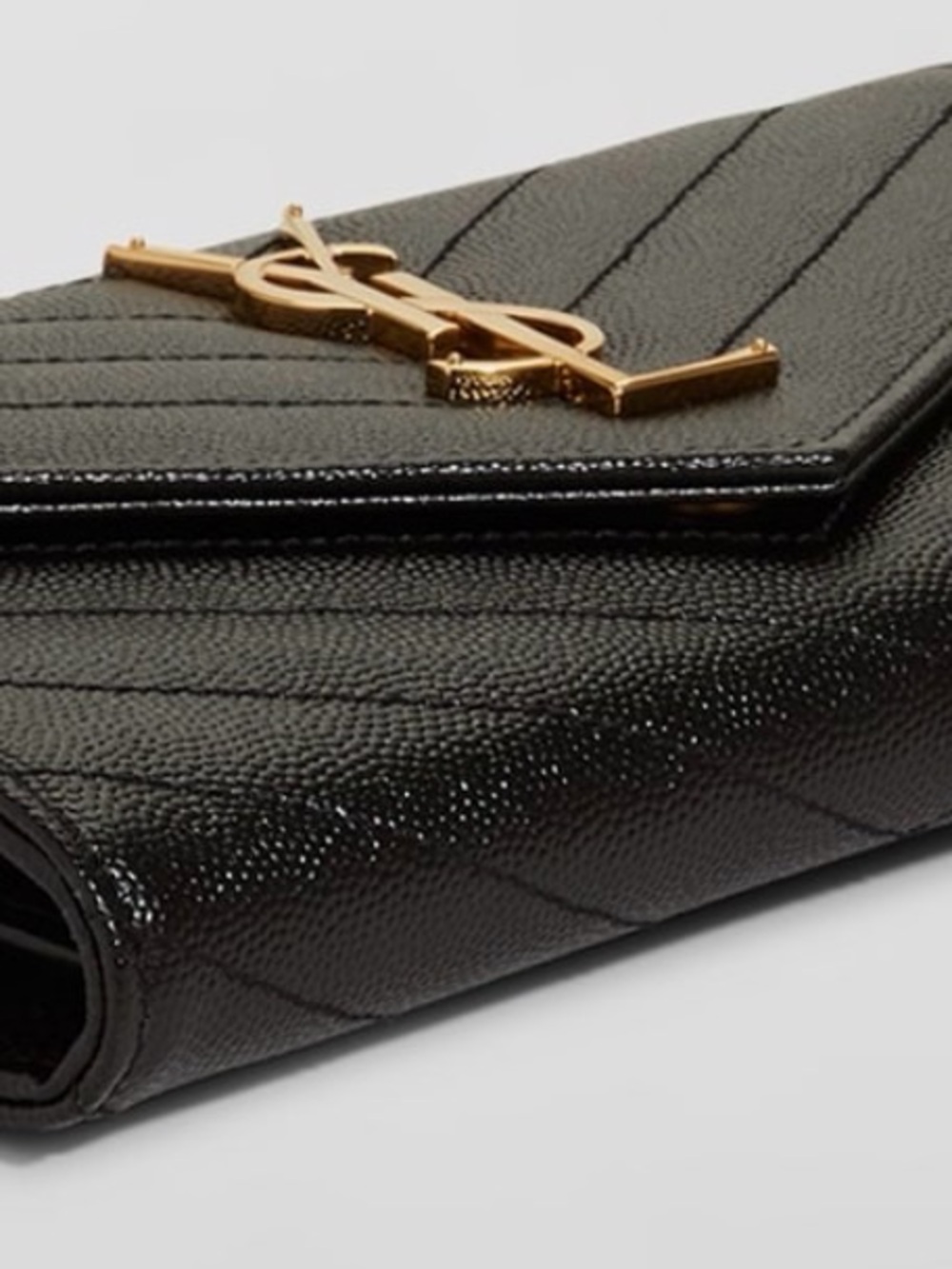 YSL CASSANDRE MATELASSÉ LARGE FLAP WALLET IN GRAIN DE POUDRE LEATHER
BLACK - Picture 4 of 11